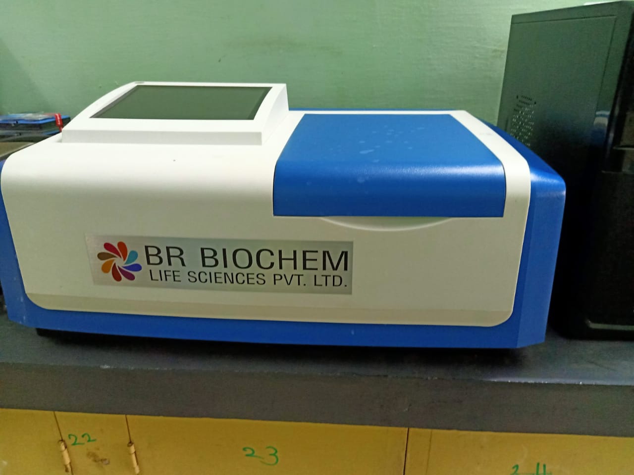 UV Visible Spectrometer